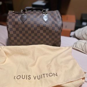 Louis Vuitton Speedy 30